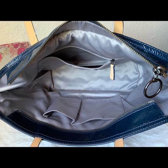 Coach medium tote - Picture 4 of 11